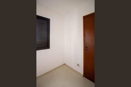 Apartamento à venda com 71m², 3 quartos e 2 vagasQuarto 3