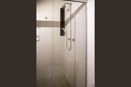 Apartamento à venda com 71m², 3 quartos e 2 vagasBanheiro