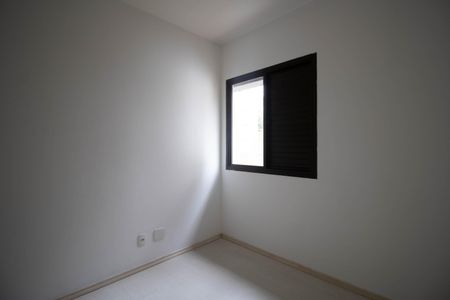 Apartamento à venda com 71m², 3 quartos e 2 vagasQuarto 2