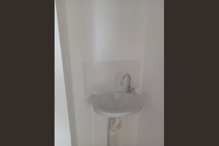 Banheiro de apartamento para alugar com 2 quartos, 36m² em Jardim Amalia, São Paulo