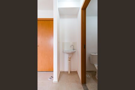 Apartamento para alugar com 36m², 2 quartos e sem vaga Apartamento para alugar com 36m², 2 quartos e sem vagaBanheiro