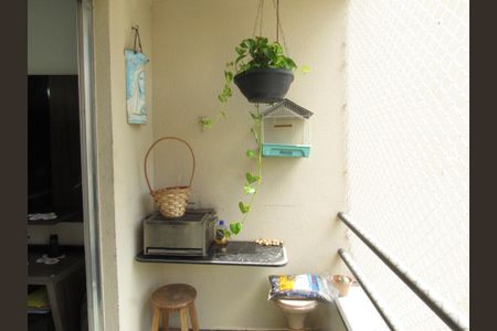 Apartamento à venda com 2 quartos, 56m² em Veloso, Osasco