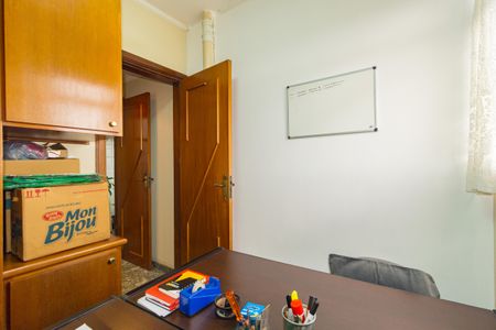 Apartamento à venda com 270m², 4 quartos e 4 vagasEscritório