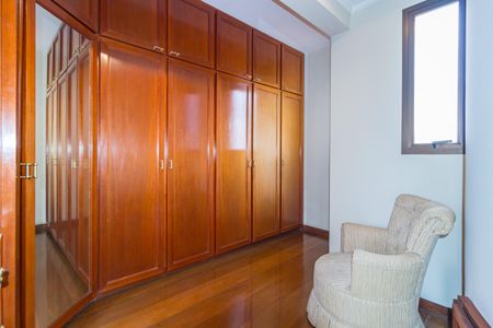Apartamento à venda com 270m², 4 quartos e 4 vagasSuíte 4 - Closet