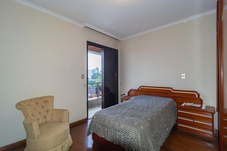 Apartamento à venda com 270m², 4 quartos e 4 vagasSuíte 1