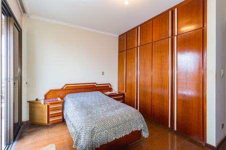 Apartamento à venda com 270m², 4 quartos e 4 vagasSuíte 1