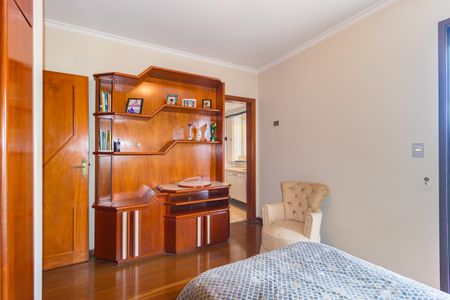 Apartamento à venda com 270m², 4 quartos e 4 vagasSuíte 1