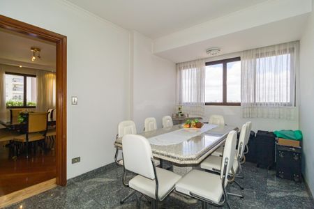 Apartamento à venda com 270m², 4 quartos e 4 vagasSala de Almoço