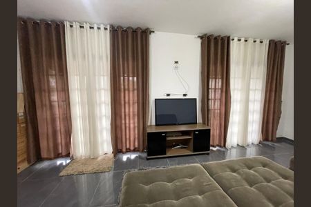 Sala de casa para alugar com 3 quartos, 200m² em Quinta dos Angicos, Cotia