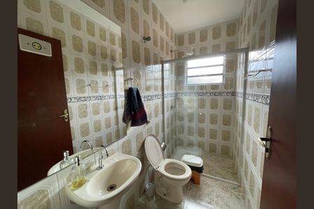 Casa para alugar com 200m², 3 quartos e 5 vagasBanheiro