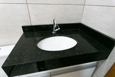 Apartamento para alugar com 40m², 2 quartos e 1 vaga Apartamento para alugar com 40m², 2 quartos e 1 vagaBanheiro