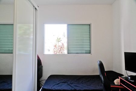 Casa de condomínio à venda com 80m², 3 quartos e 1 vagaQuarto