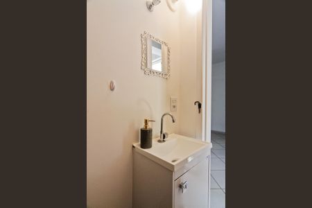 Casa de condomínio à venda com 80m², 3 quartos e 1 vagaLavabo