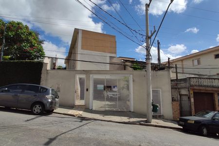 Casa de condomínio à venda com 80m², 3 quartos e 1 vagaFachada + placa