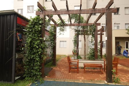 Apartamento para alugar com 42m², 2 quartos e sem vagaÁrea comum - Praça de convivência