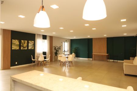 Apartamento para alugar com 42m², 2 quartos e sem vagaÁrea comum - Salão de festas