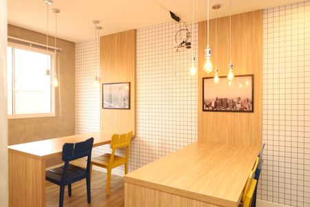 Apartamento para alugar com 42m², 2 quartos e sem vagaÁrea comum - Sala de estudos