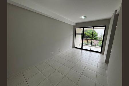 Apartamento à venda com 78m², 3 quartos e 1 vagaSala