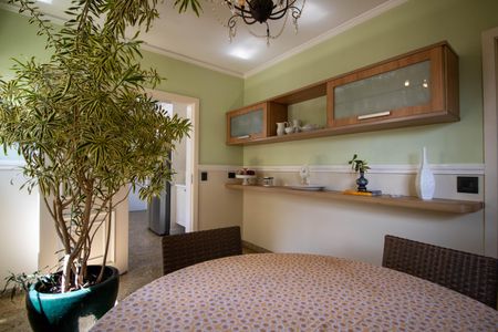 Apartamento à venda com 363m², 6 quartos e 4 vagasCozinha