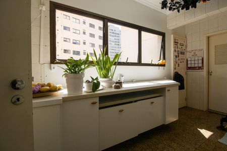 Apartamento à venda com 363m², 6 quartos e 4 vagasÁrea de Serviço