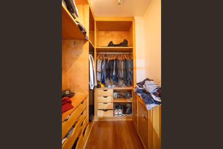 Apartamento à venda com 363m², 6 quartos e 4 vagasCloset da suíte 1