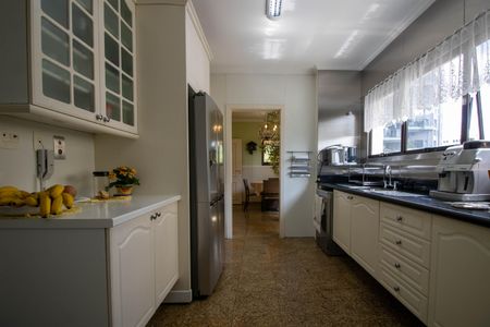 Apartamento à venda com 363m², 6 quartos e 4 vagasCozinha