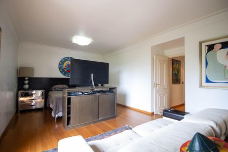 Apartamento à venda com 363m², 6 quartos e 4 vagasSuíte 4