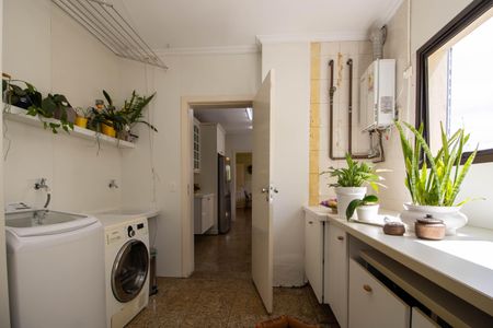 Apartamento à venda com 363m², 6 quartos e 4 vagasÁrea de Serviço