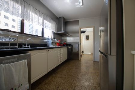 Apartamento à venda com 363m², 6 quartos e 4 vagasCozinha