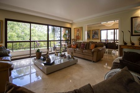 Apartamento à venda com 363m², 6 quartos e 4 vagasSala