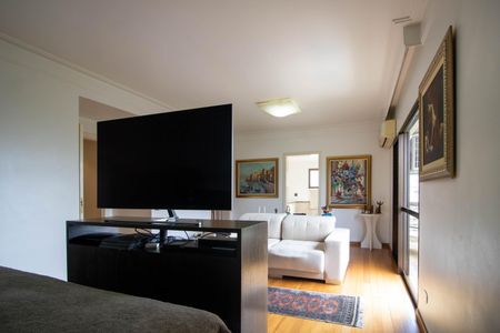 Apartamento à venda com 363m², 6 quartos e 4 vagasSuíte 4