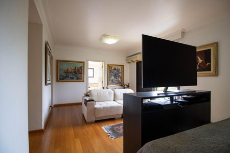 Apartamento à venda com 363m², 6 quartos e 4 vagasSuíte 4