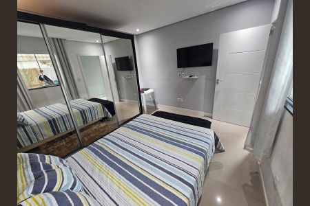 Quarto de casa para alugar com 2 quartos, 100m² em Parque Pauliceia, Duque de Caxias