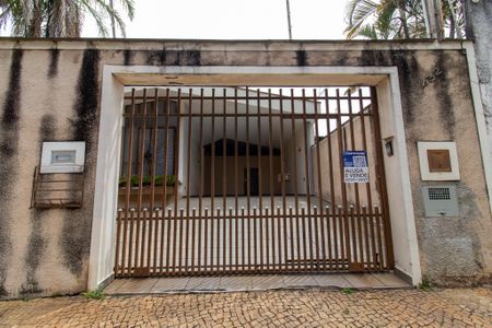 Casa à venda com 212m², 4 quartos e 4 vagasPlaca