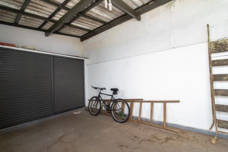 Casa à venda com 212m², 4 quartos e 4 vagasÁrea externa