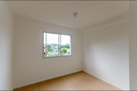 Quarto de kitnet/studio para alugar com 1 quarto, 18m² em Jardim Jaragua (sao Domingos), São Paulo