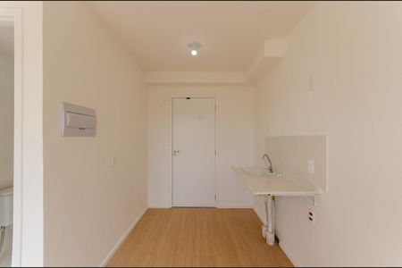 Cozinha de kitnet/studio para alugar com 1 quarto, 18m² em Jardim Jaragua (sao Domingos), São Paulo