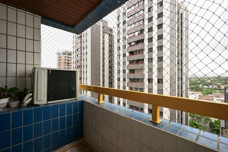 Apartamento à venda com 93m², 3 quartos e 2 vagasVaranda