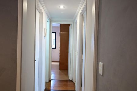 Apartamento à venda com 93m², 3 quartos e 2 vagasCorredor