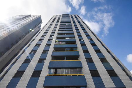 Apartamento à venda com 93m², 3 quartos e 2 vagas Apartamento à venda com 93m², 3 quartos e 2 vagasFachada