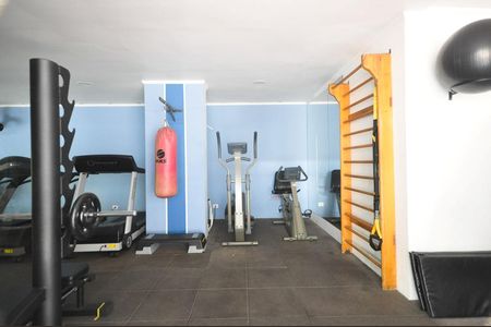 Apartamento à venda com 93m², 3 quartos e 2 vagasAcademia