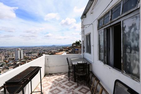 Casa à venda com 110m², 3 quartos e 1 vaga Casa à venda com 110m², 3 quartos e 1 vagaVaranda da Sala