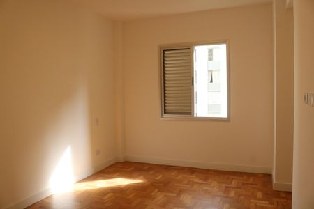 Apartamento para alugar com 114m², 2 quartos e sem vagaQuarto 3