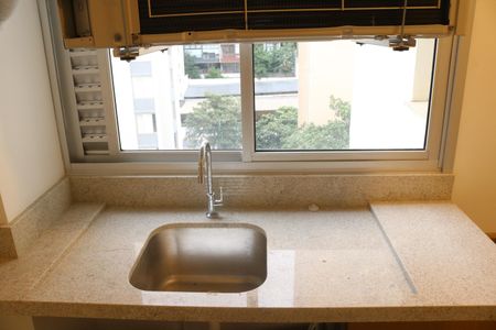 Apartamento para alugar com 114m², 2 quartos e sem vagaÁrea de Serviço