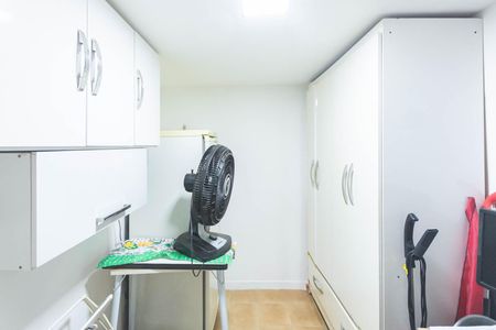 Apartamento à venda com 70m², 3 quartos e 1 vagaEscritório