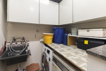 Casa à venda com 90m², 2 quartos e 1 vagaÁrea de Serviço 