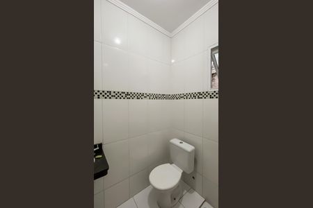 Casa à venda com 80m², 2 quartos e 2 vagas Casa à venda com 80m², 2 quartos e 2 vagasBanheiro da Suíte 1