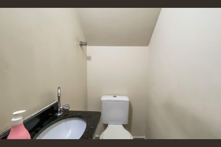 Lavabo de casa para alugar com 2 quartos, 80m² em Cidade Antônio Estêvão de Carvalho, São Paulo