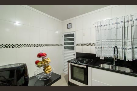 Casa à venda com 80m², 2 quartos e 2 vagas