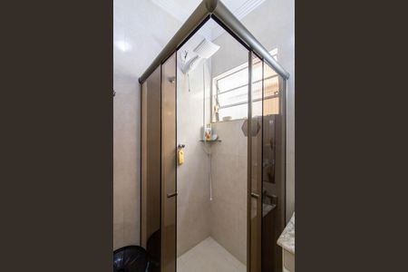 Casa à venda com 156m², 3 quartos e 2 vagasBanheiro 